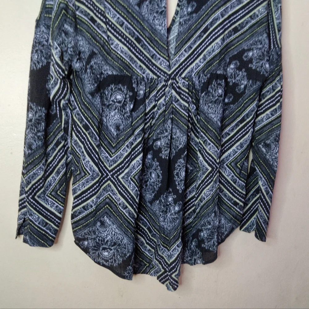 Free People Black Walking on a Dream Tunic Blouse Size S - Picture 9 of 14